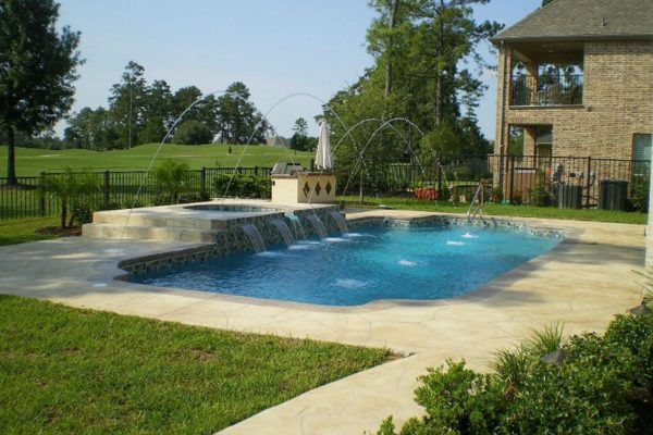 swimming-pool-add-on-features-fountains-kitchen